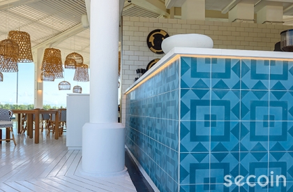 Gạch bông ốp quầy lễ tân